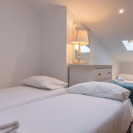 Condessa 2Bdr Duplex By Lovelystay Lisboa Extérieur photo