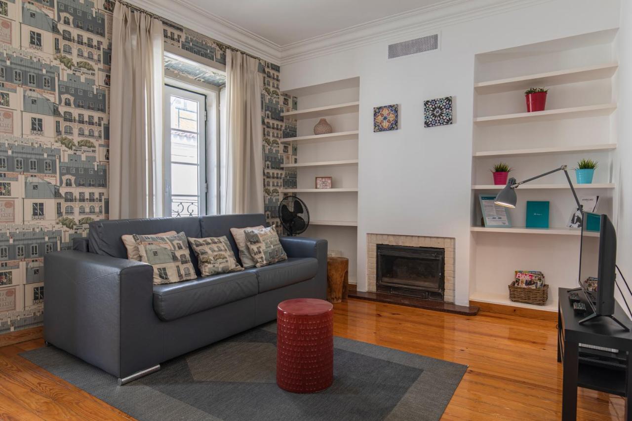 Condessa 2Bdr Duplex By Lovelystay Lisboa Extérieur photo