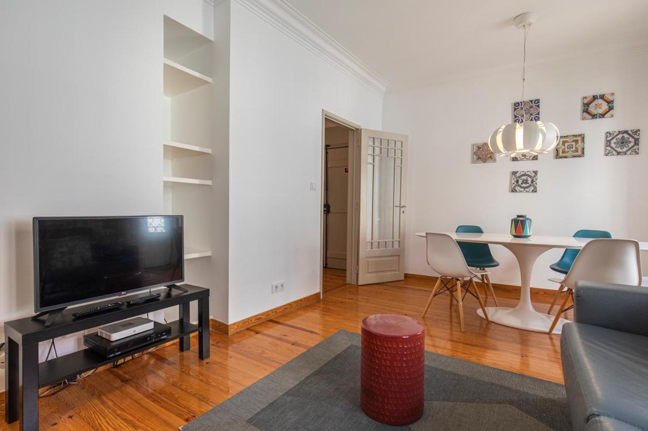Condessa 2Bdr Duplex By Lovelystay Lisboa Extérieur photo