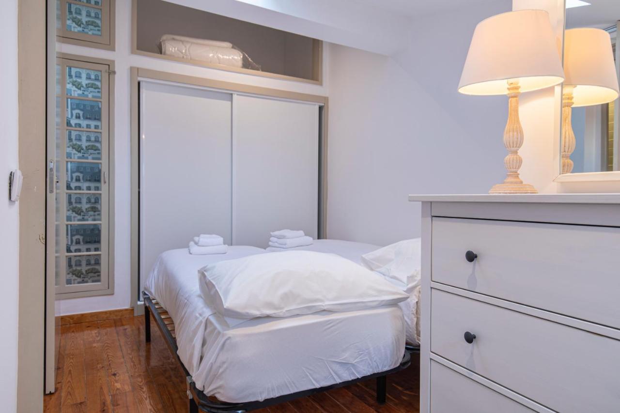 Condessa 2Bdr Duplex By Lovelystay Lisboa Extérieur photo