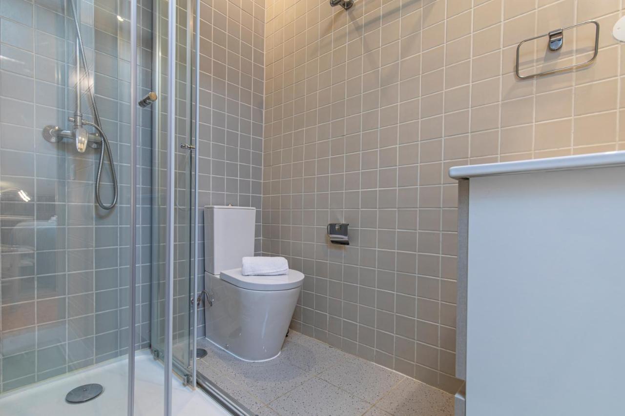 Condessa 2Bdr Duplex By Lovelystay Lisboa Extérieur photo