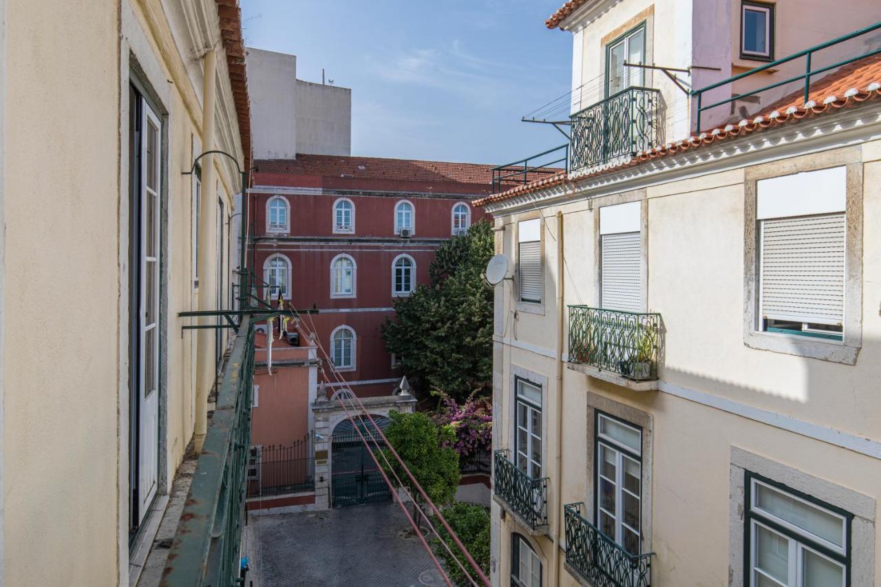 Condessa 2Bdr Duplex By Lovelystay Lisboa Extérieur photo